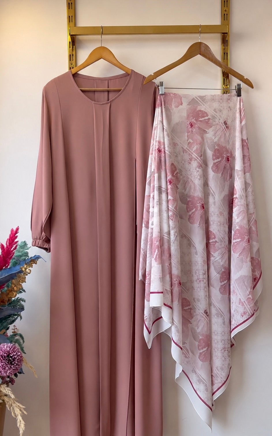 عباءة أسنات - Hijab Princesses